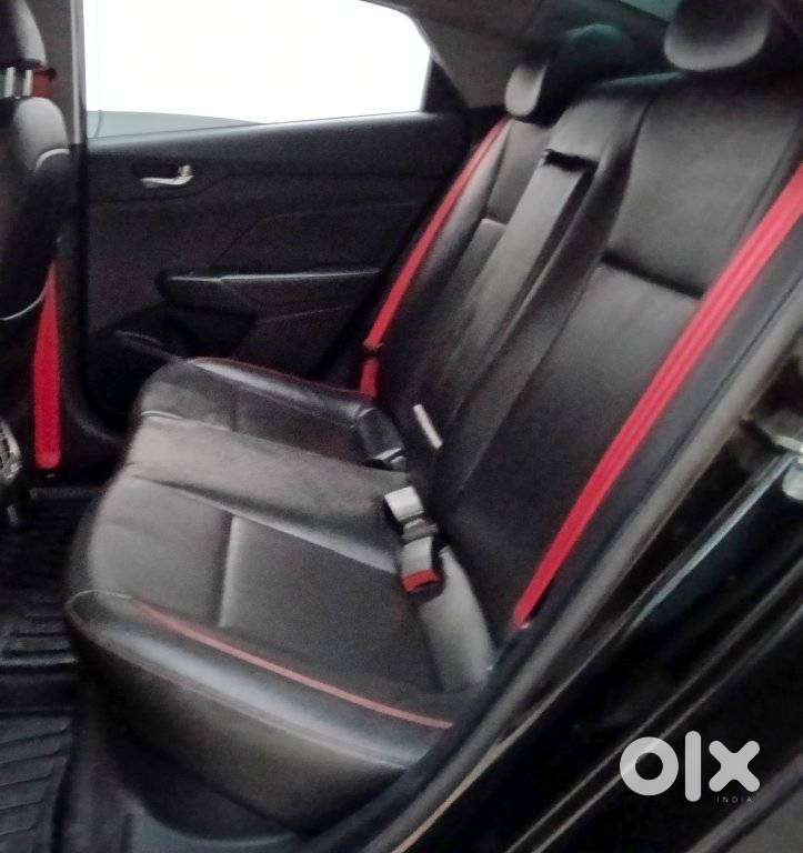 Hyundai Verna 1.0 Sx (o) Turbo Gdi Dct, 2022, Petrol