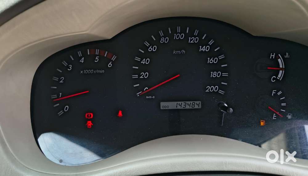 Toyota Innova 2.5 Vx (diesel) 8 Seater Bs Iv, 2011, Diesel