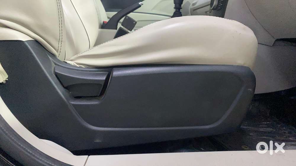 Mahindra Xuv300 W8 Diesel, 2022, Diesel