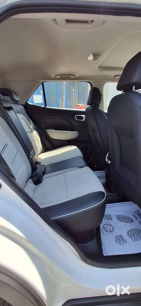Hyundai Venue 1.0 Sx (o) Turbo Dct, 2022, Petrol