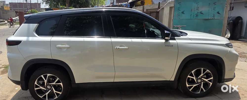 Toyota Urban Cruisor Hyryder
