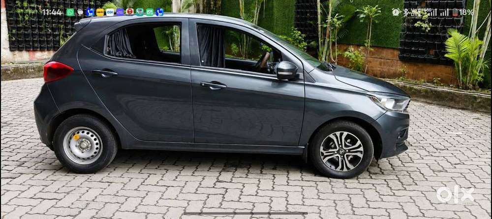Tata Tiago 1.2 Revotron Xza Plus Amt, 2025, Petrol