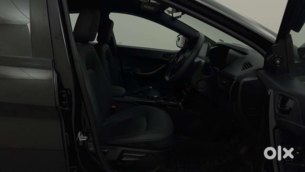 Tata Nexon 1.2 Revotron Xz Plus (l) Dark Edition, 2023, Petrol