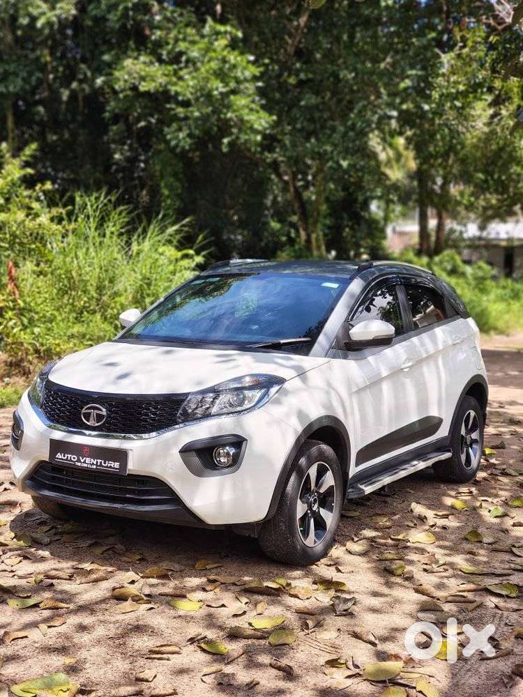 Tata Nexon Amt Xza Plus, 2019, Petrol