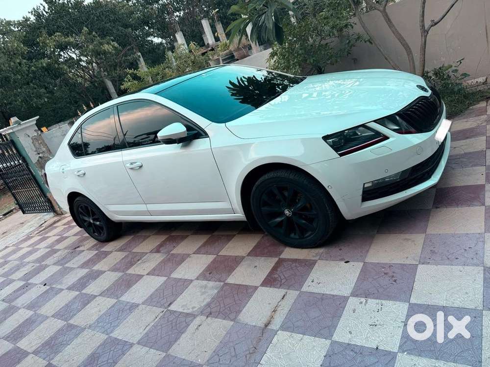  Skoda Octavia L&k 2018 — Luxury Meets Performance