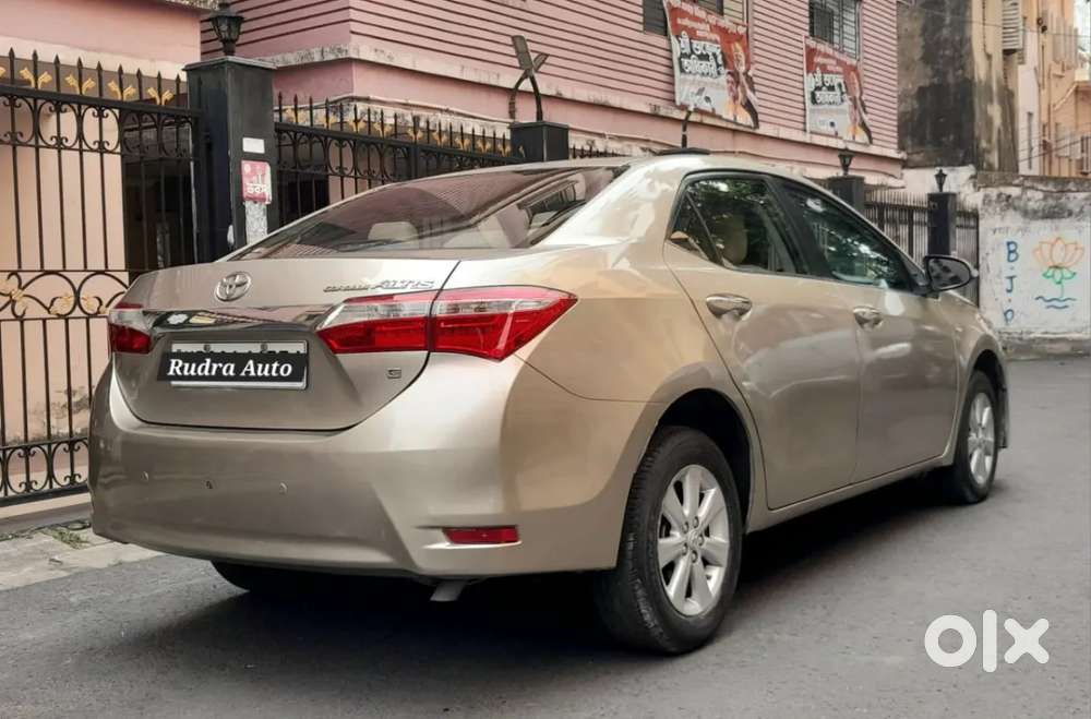 Toyota Corolla Altis 1.8 G, 2016, Petrol