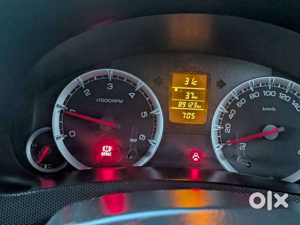 Maruti Suzuki Swift Dzire Zdi + Mt, 2014, Diesel