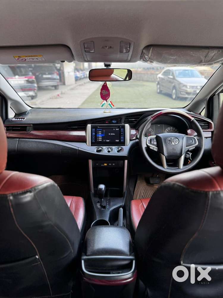 Toyota Innova Crysta