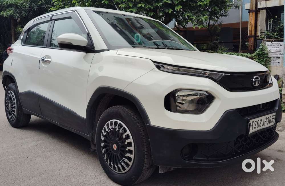 Tata Punch Adventure Amt, 2022, Petrol