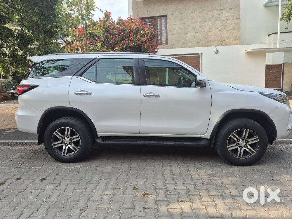 Toyota Fortuner 4x2 At 2.8 Diesel, 2023, Diesel