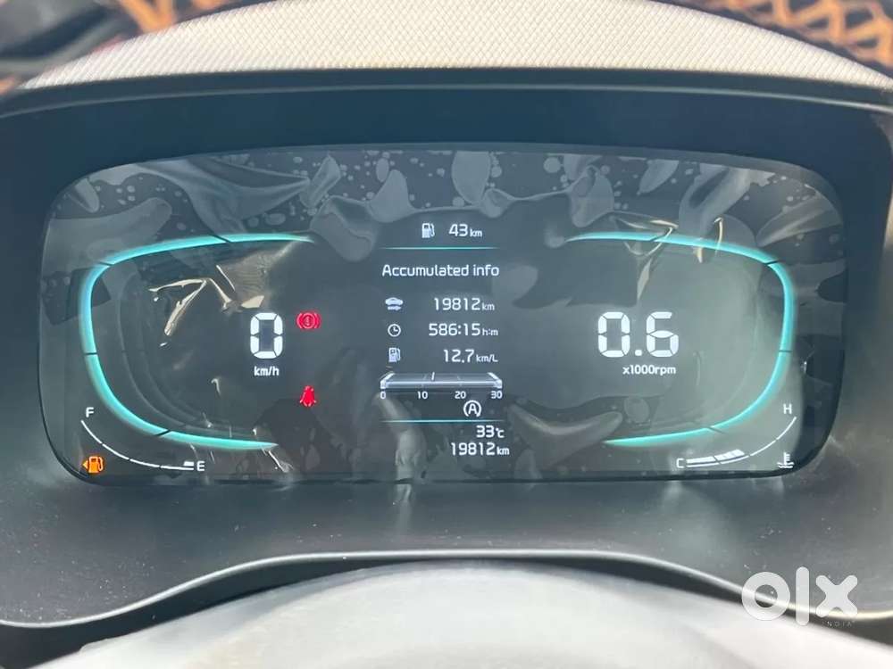 Kia Carens 1.5 Prestige 7 Str, 2023, Petrol