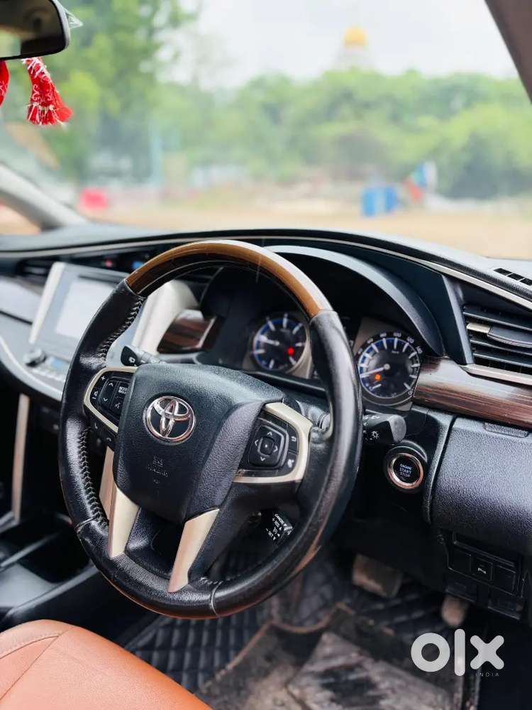 Toyota Innova Crysta 2018