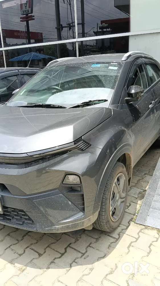 Tata Nexon Petrol Manual 2025