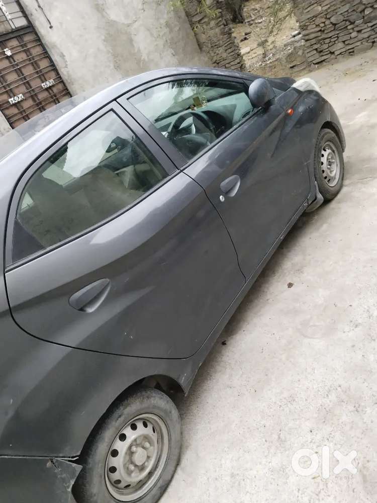 Hyundai Eon 2016 Lpg Well Maintained