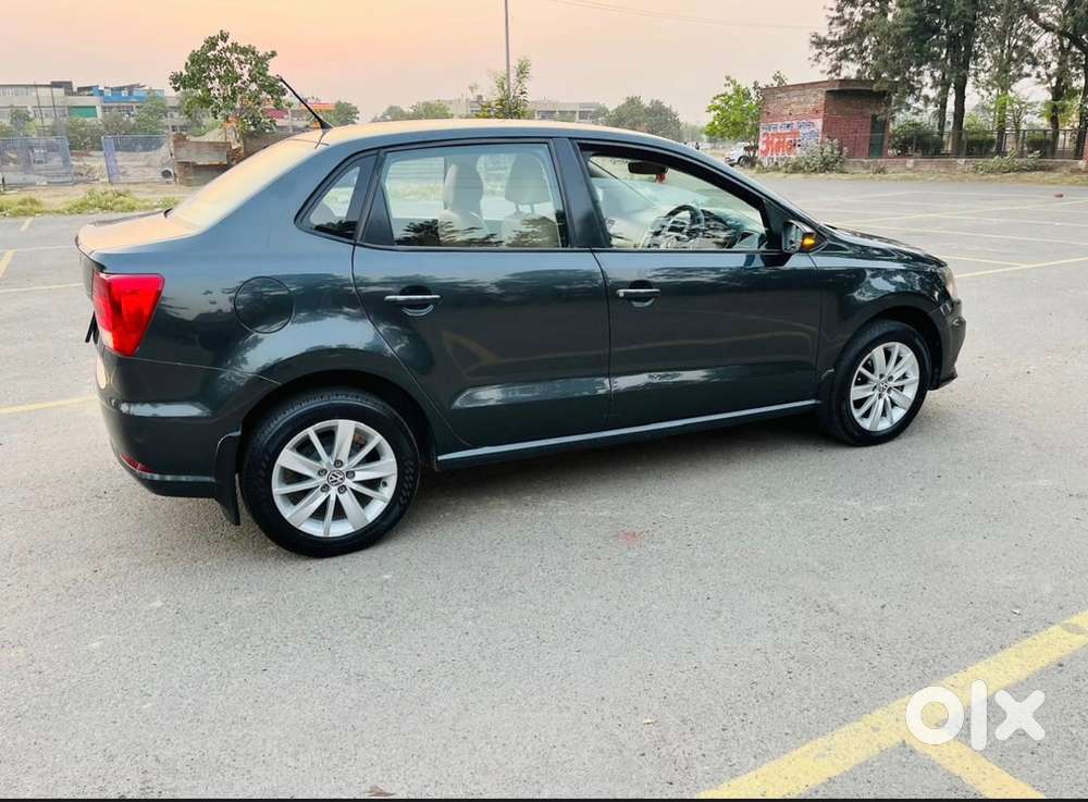 Volkswagen Ameo Petrol 2017