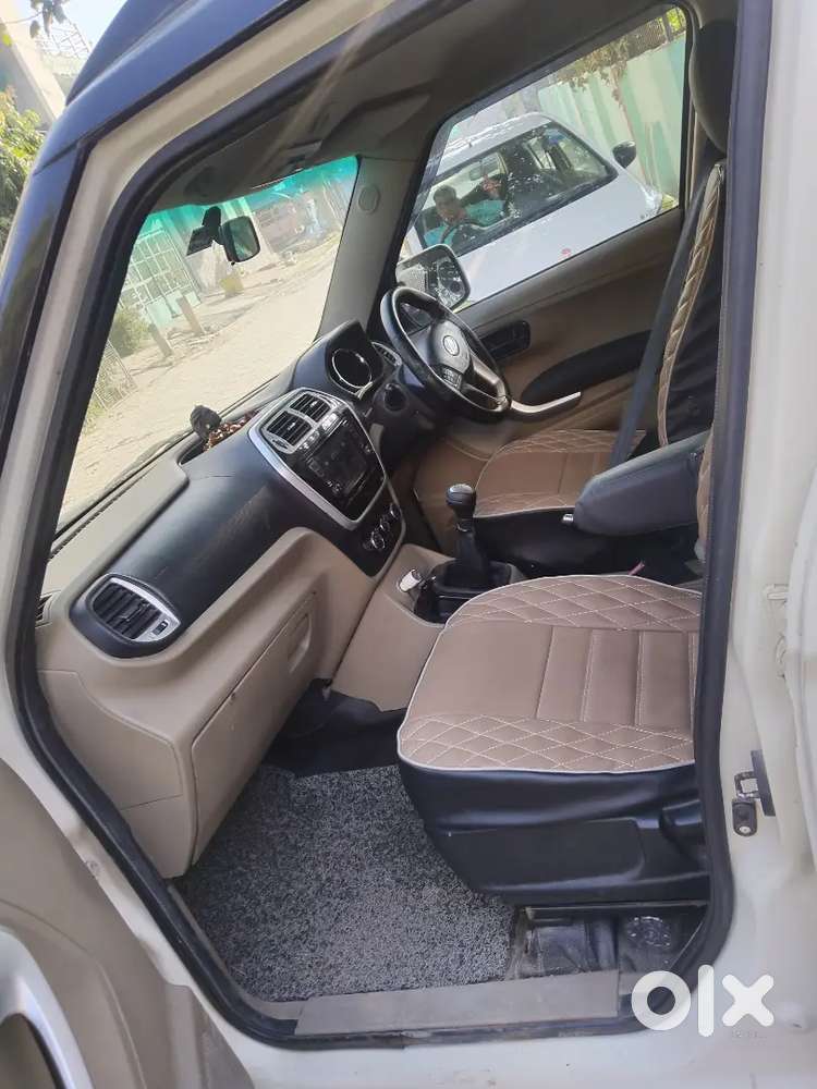 Mahindra Tuv 300 2016 Diesel 90000 Km Driven
