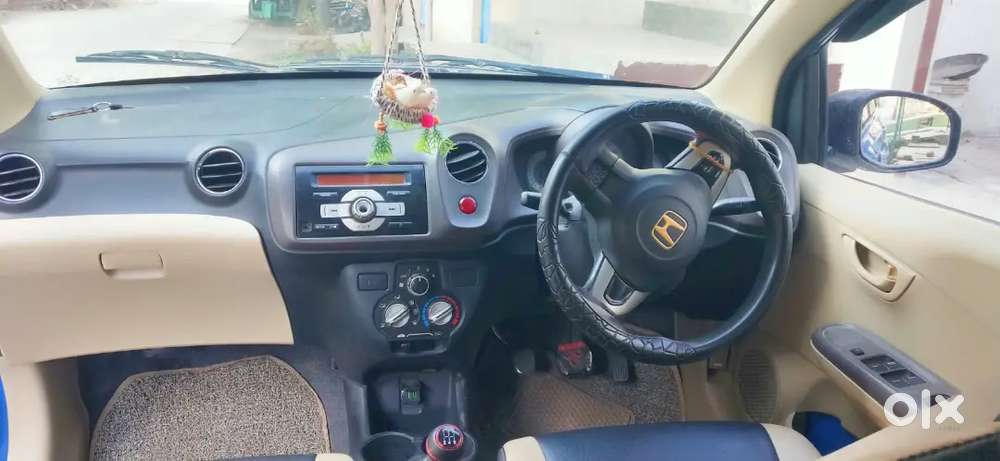 Honda Brio Mt 2012