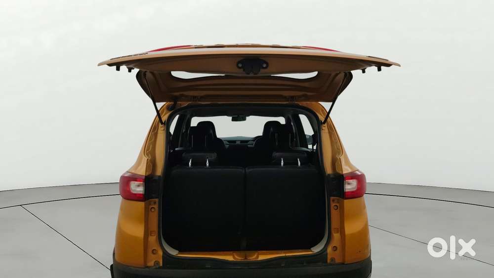 Renault Triber Rxt, 2020, Petrol