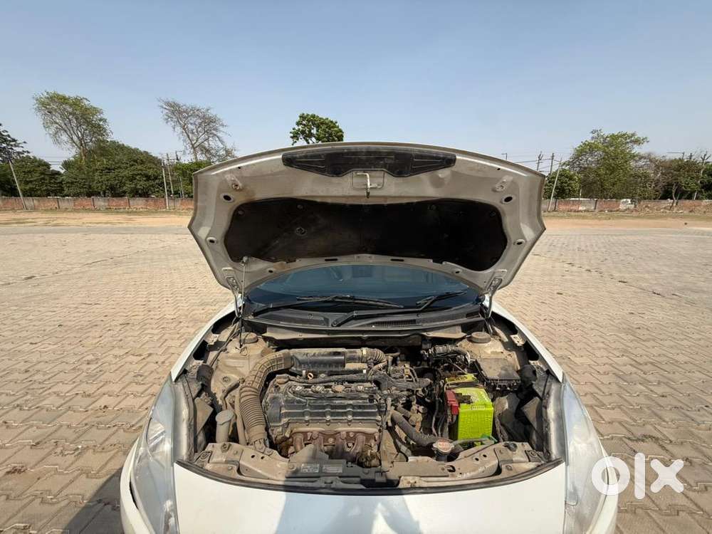 Maruti Suzuki Dzire 2017 Petrol 66386 Km Driven