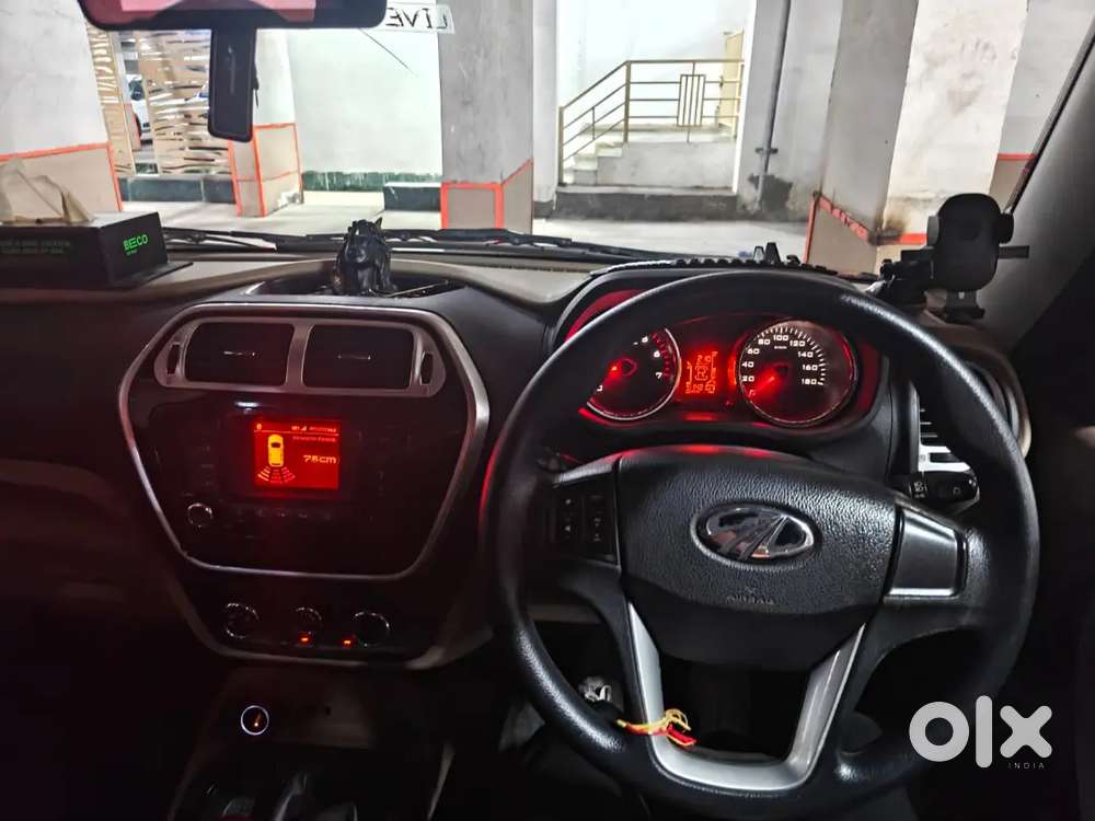 Mahindra Tuv 300 1.5 2015