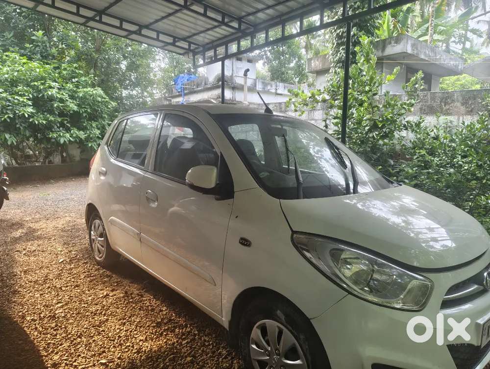 Hyundai I10 Sportz 2013 Petrol Automatic
