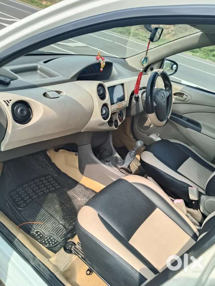 Toyota Etios 2014 Diesel 180000 Km Driven
