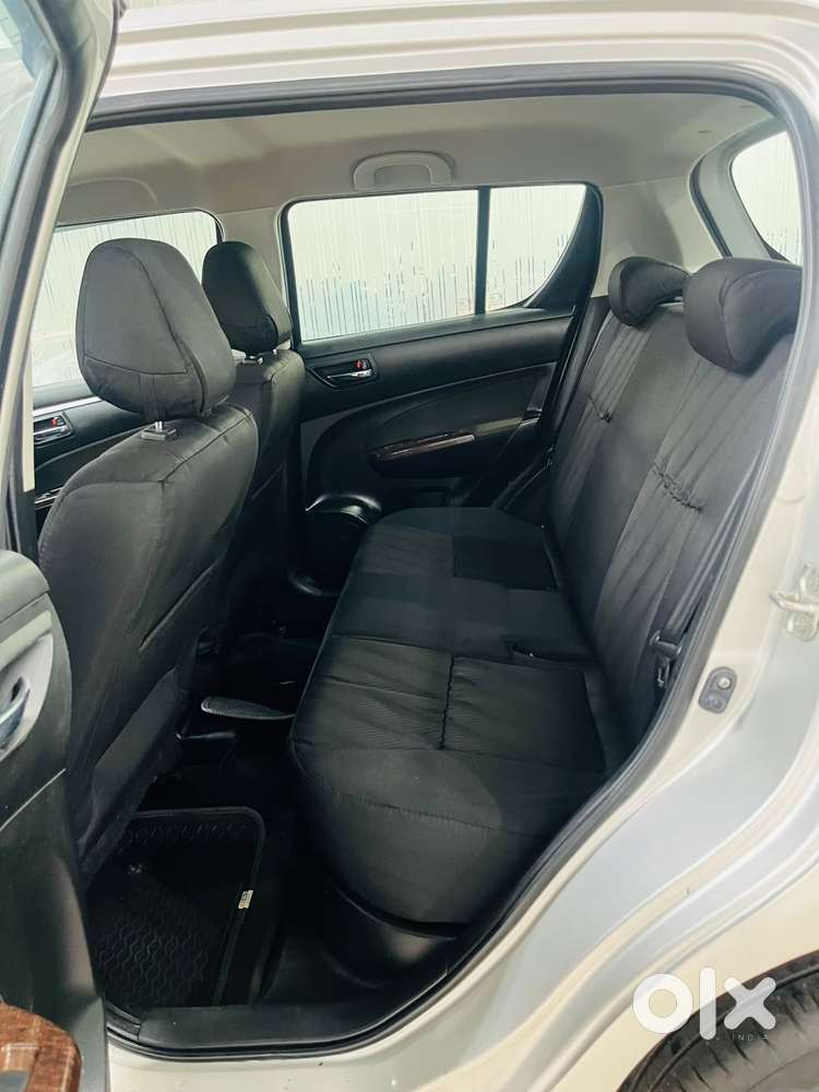 Maruti Suzuki Swift Vxi 1.2 Abs Bs-iv, 2014, Petrol