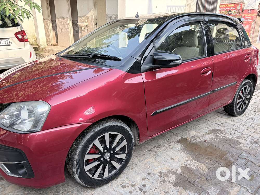 Toyota Etios Liva 1.2 Vx Dual Tone, 2019, Petrol