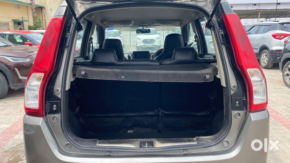 Maruti Suzuki Wagon R Zxi Amt 1.2, 2020, Petrol