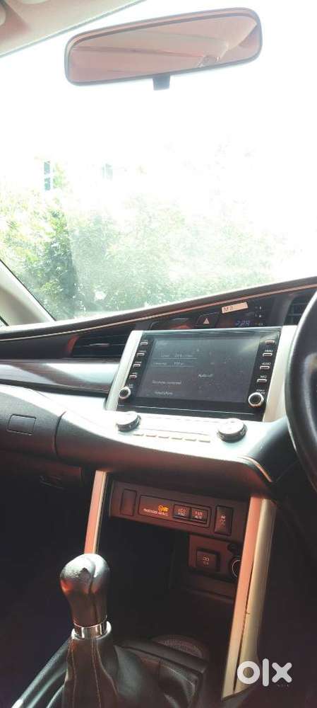 Toyota Innova Crysta