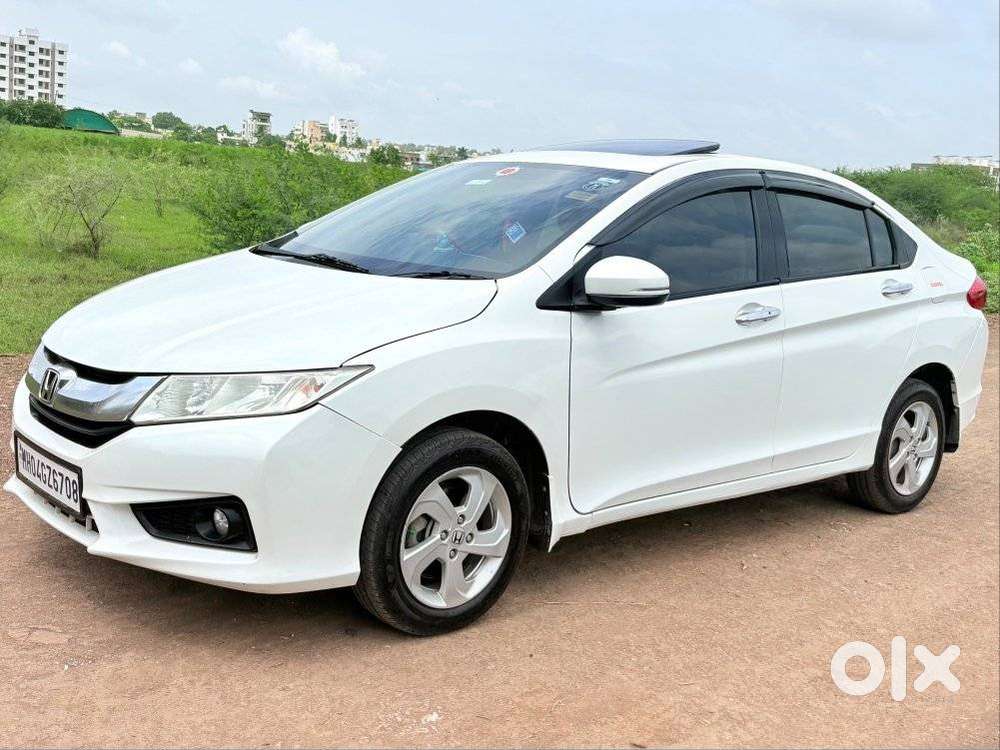 Honda City V Mt Sunroof, 2015, Diesel