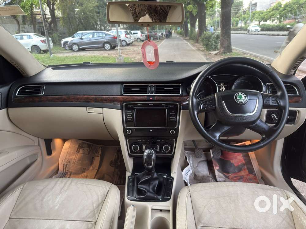 Skoda Superb [2012-2014] 1.8 Tsi Elegance Mt, 2011, Petrol