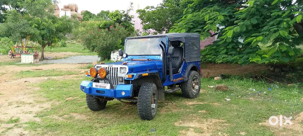 Mahindra Jeep