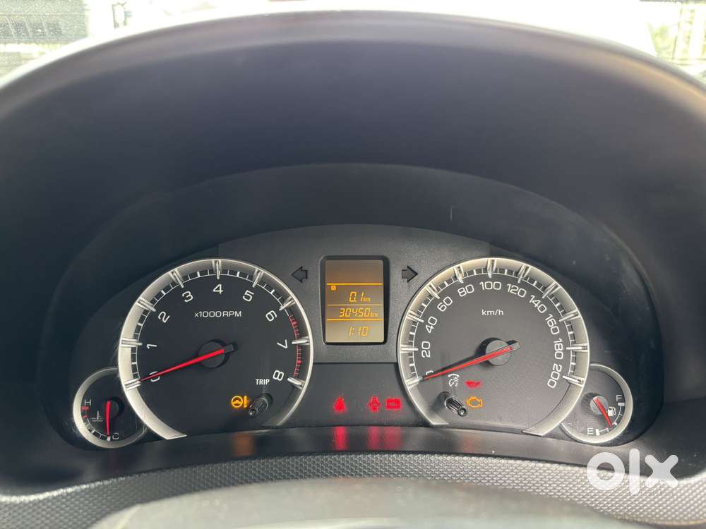 Maruti Suzuki Swift Vxi + Manual, 2017, Petrol