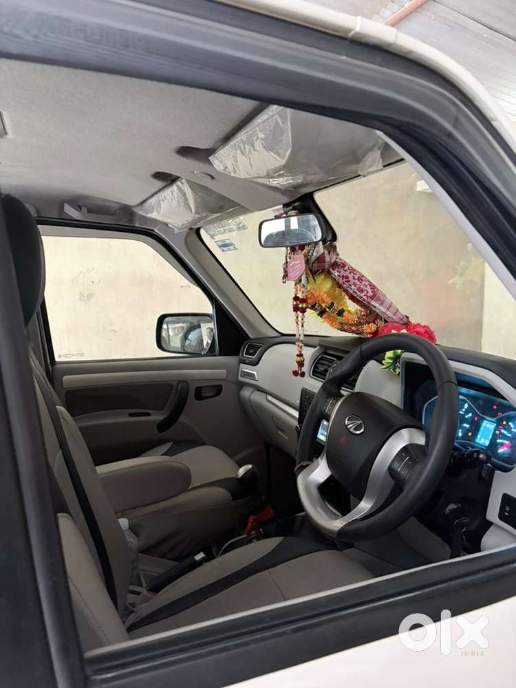 Mahindra Scorpio 2016 Diesel Manual