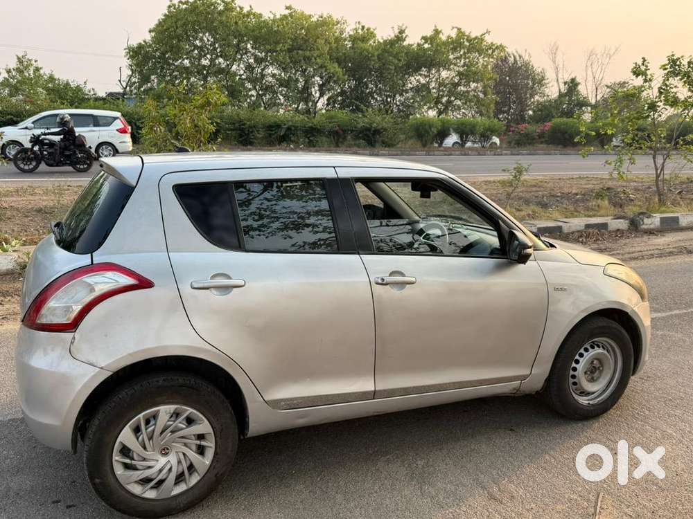 Maruti Suzuki Swift 2013 Diesel 97000 Km Driven