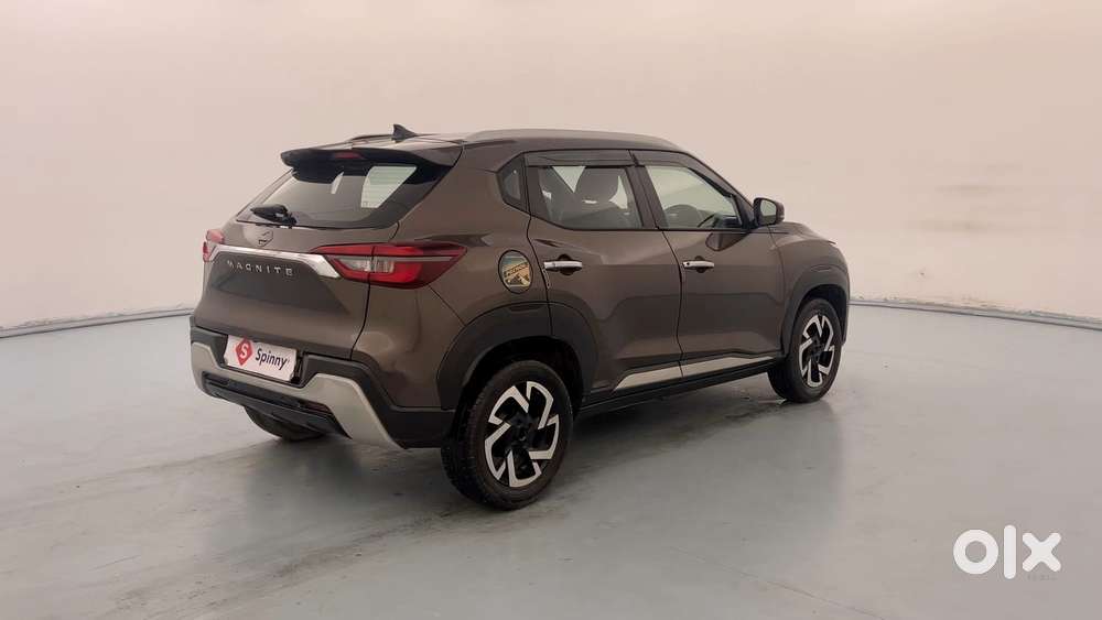 Nissan Magnite 1.0 Xv, 2021, Petrol
