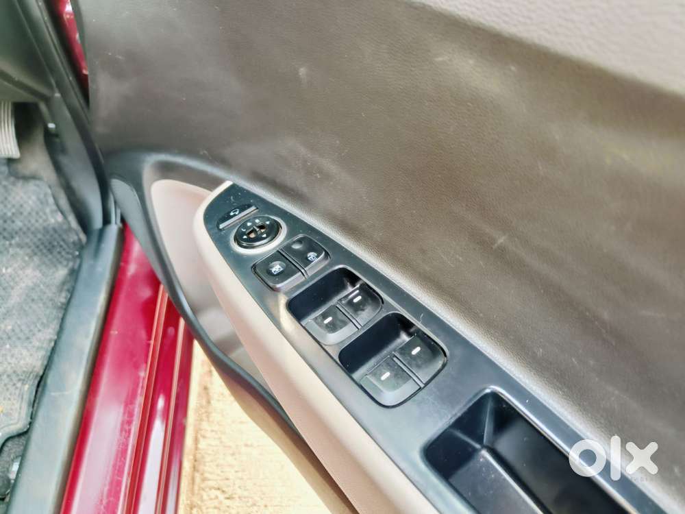 Hyundai Grand I10 2013-2016 Sportz, 2014, Petrol