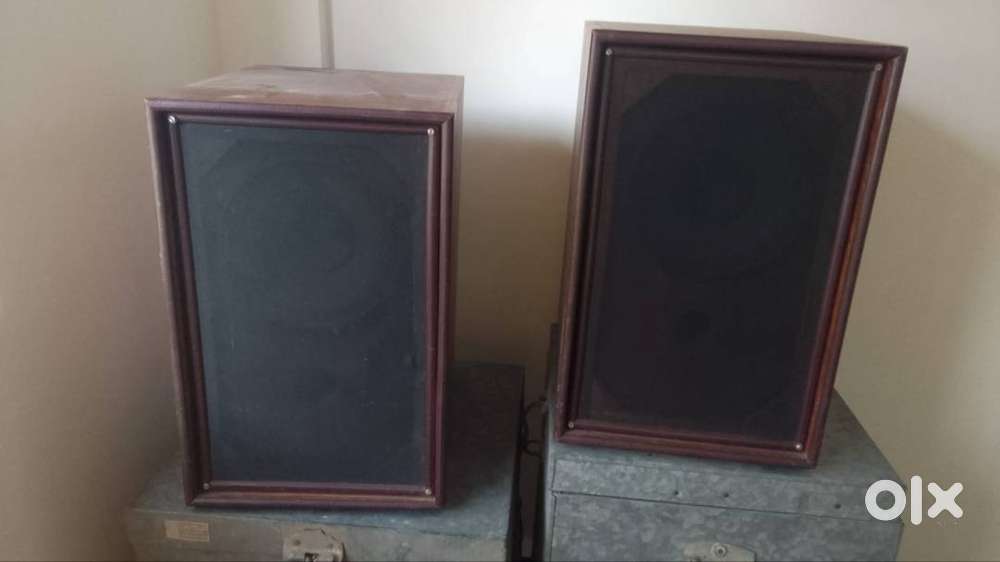 Old Wooden Speakers &ndash; Set of 2 &ndash; Low Price