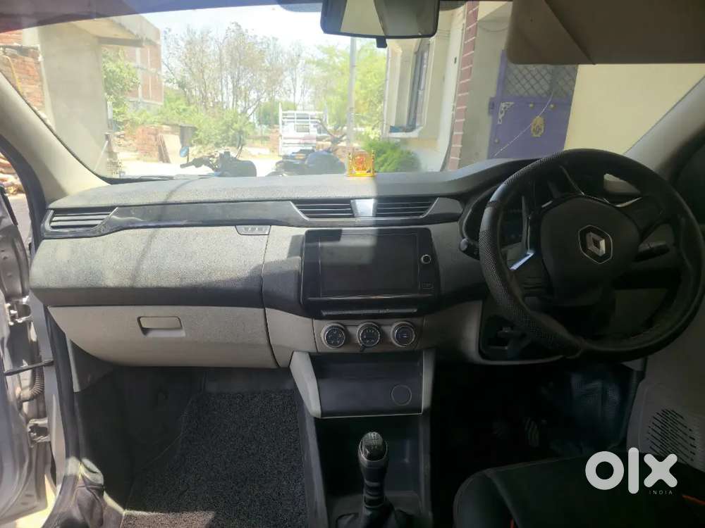 Selling My Renault Triber 2021 Model In Urgent