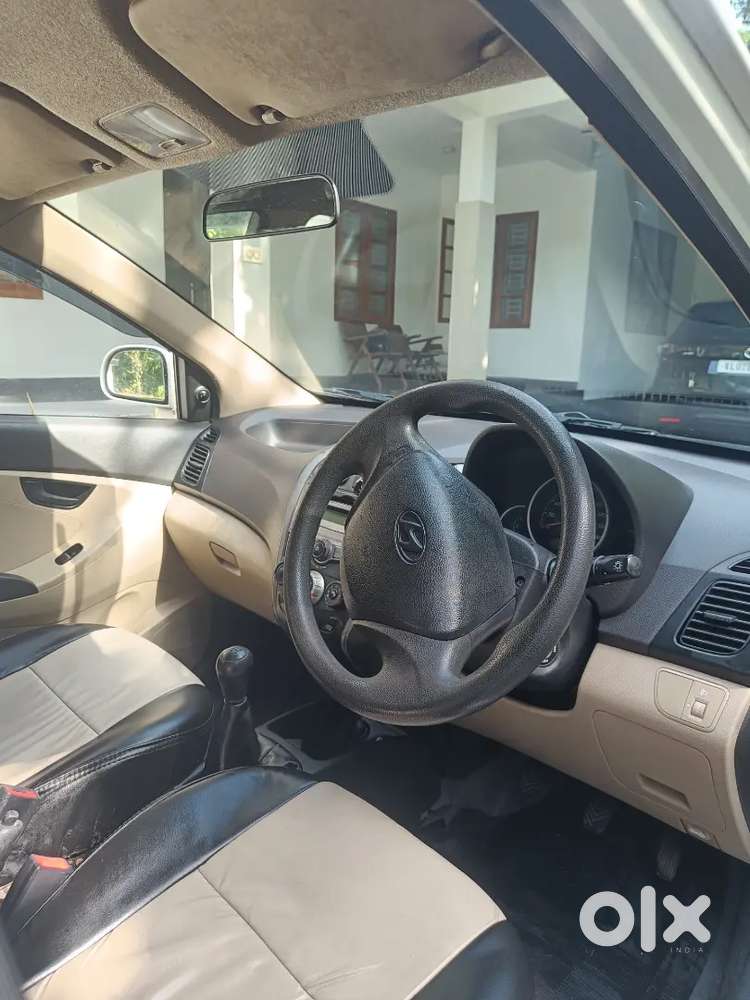 2013 Hyundai Eon Magna +