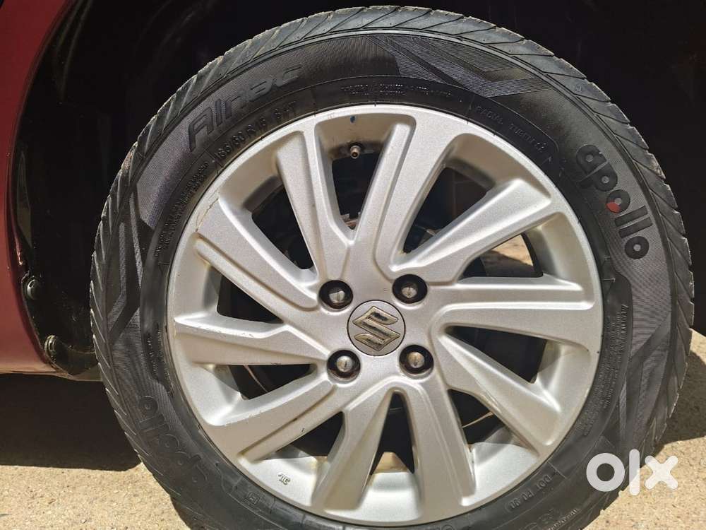 Maruti Suzuki Swift Dzire 1.2 Zxi Bsiv, 2016, Petrol