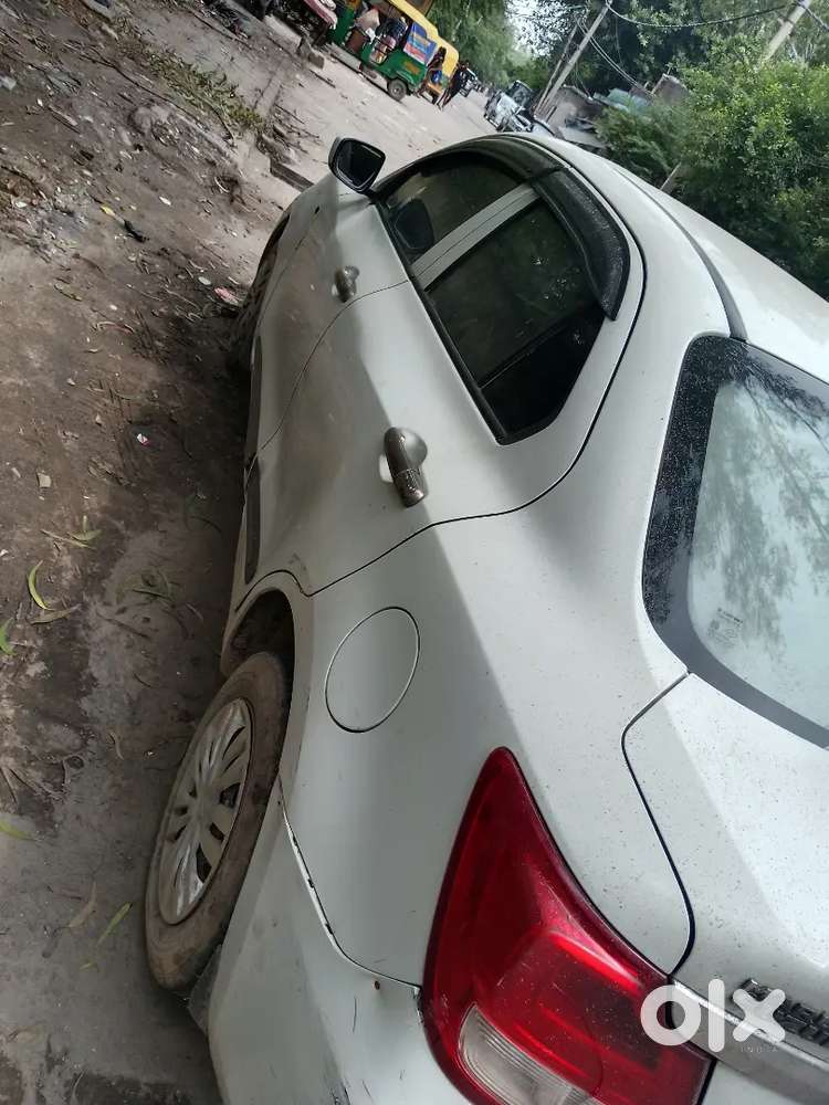 Maruti Dzire 1.2 Lxi 2019
