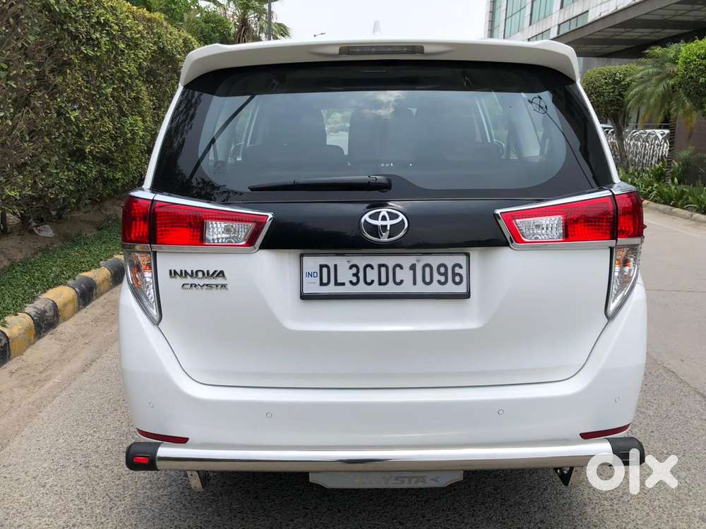 Toyota Innova Crysta 2.4 G Plus Mt 8 Str, 2025, Diesel