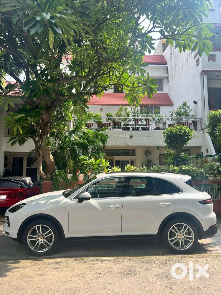 Porsche Cayenne Platinum Edition, 2022, Petrol