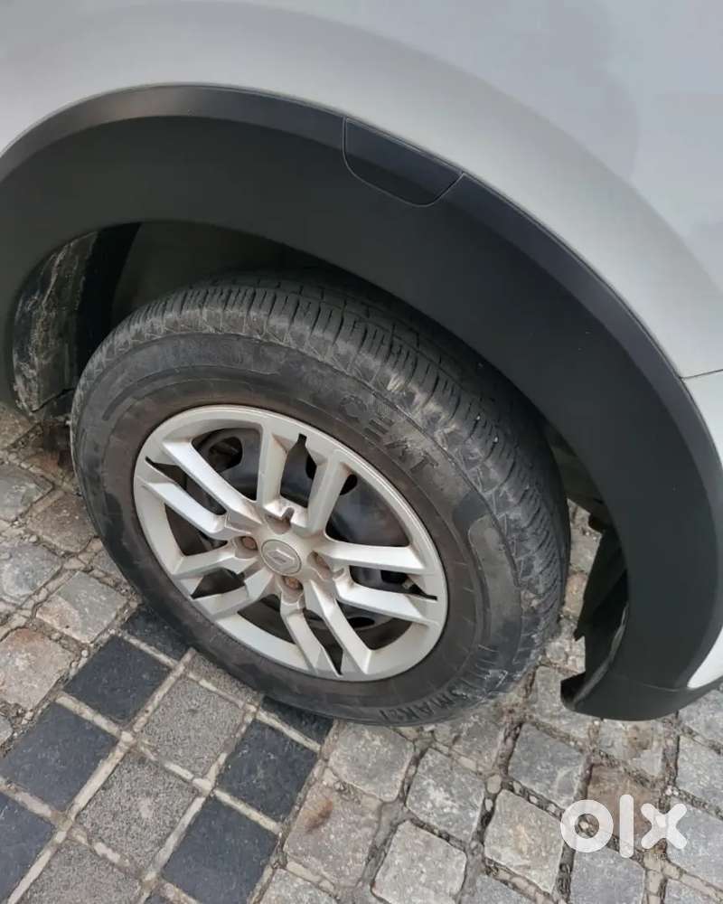 Renault Triber 2022 Showroom Condition Car