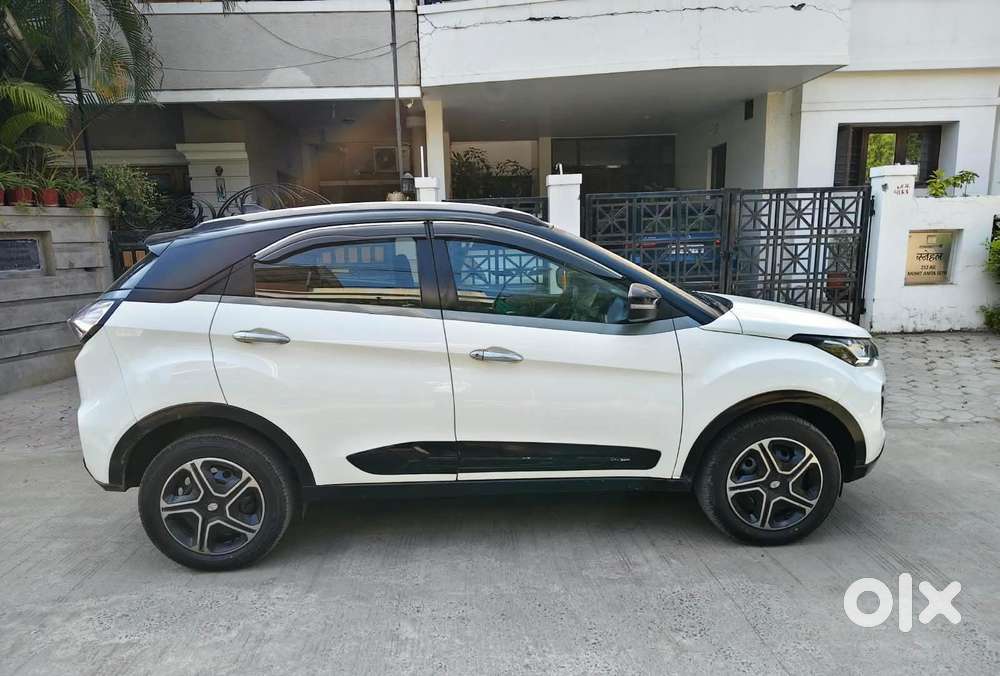 Tata Nexon 1.5 Revotorq Xm (s), 2021, Diesel