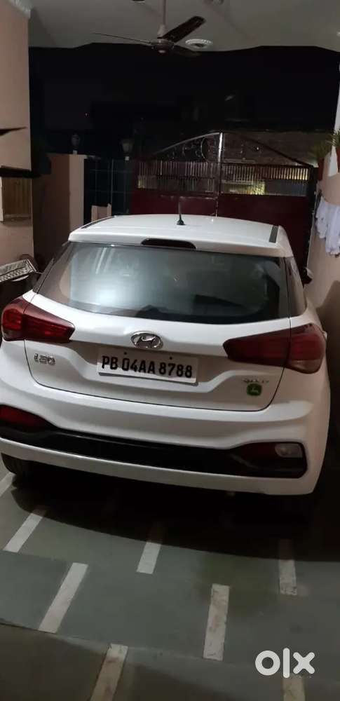 Hyundai I20 2019 Well Maintained Like New Showroom Condition,nri Owner