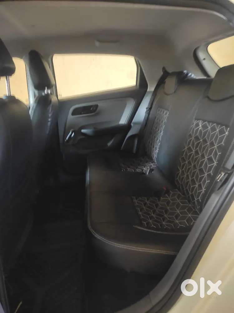 Tata Altroz 1.2 Xe 2020 Petrol