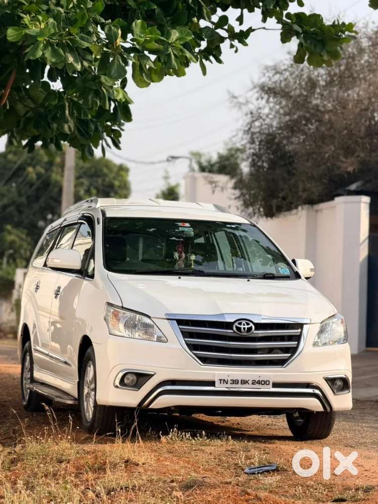 Toyota Innova 2.5 Zx Diesel 7 Seater Bsiii, 2013, Diesel